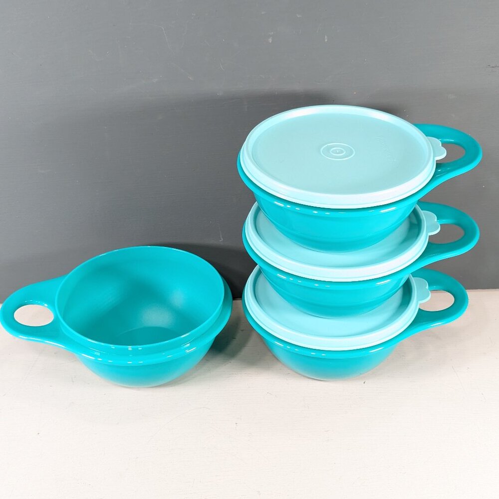 TUPPERWARE 2.5 cups / 600 ml Aqua blue Extra Mini Thatsa Bowls (4 bowls, 3 lids)